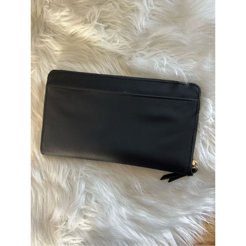 Kate Spade New York Black Gold Zip-Around & Logo Plate Kaden Wallet - Picture 2 of 8